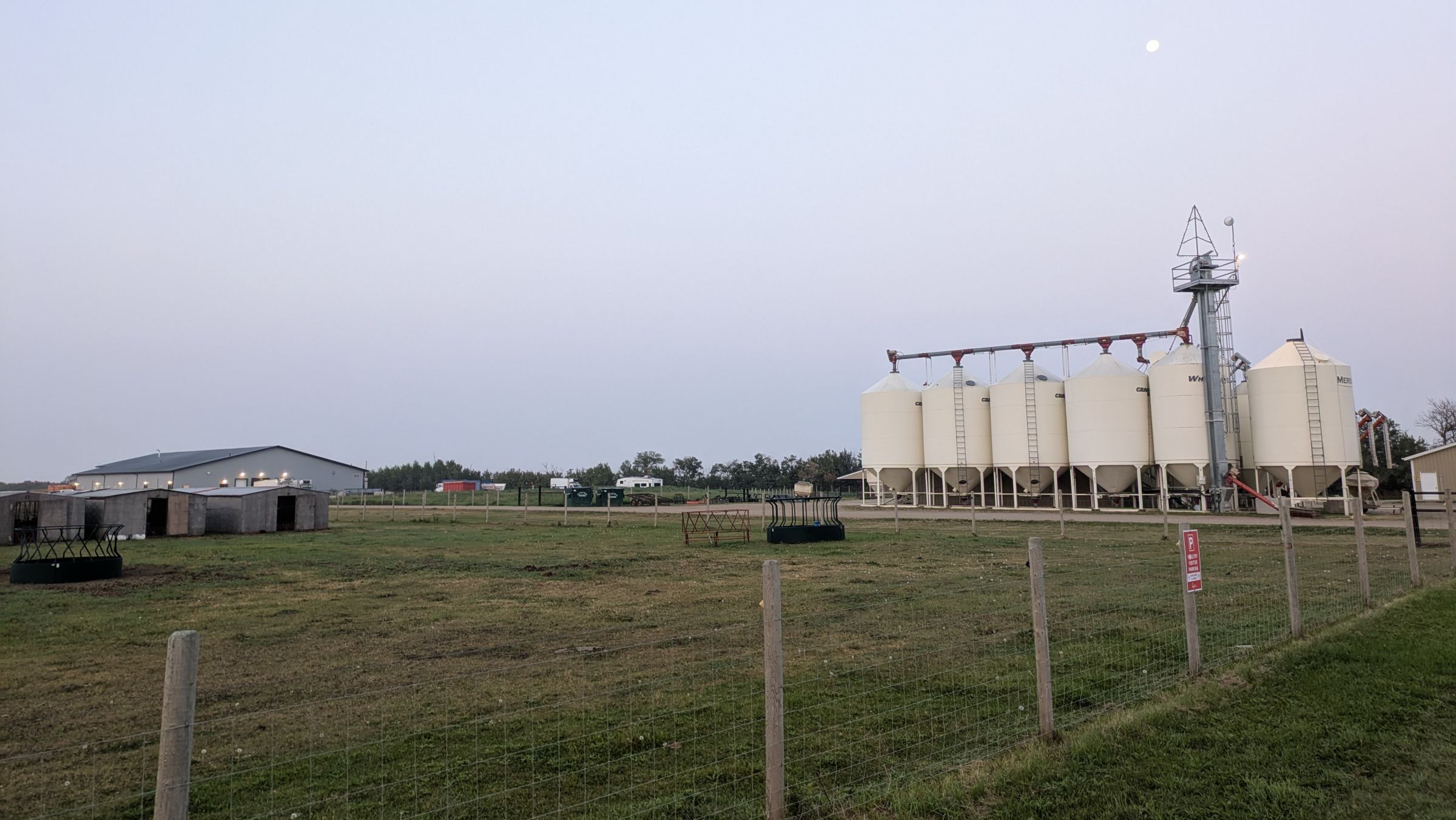 Andrew Long & Rodger James Visit Sunworks Farm: Witnessing Humane Poultry Stunning and Processing in Practice
